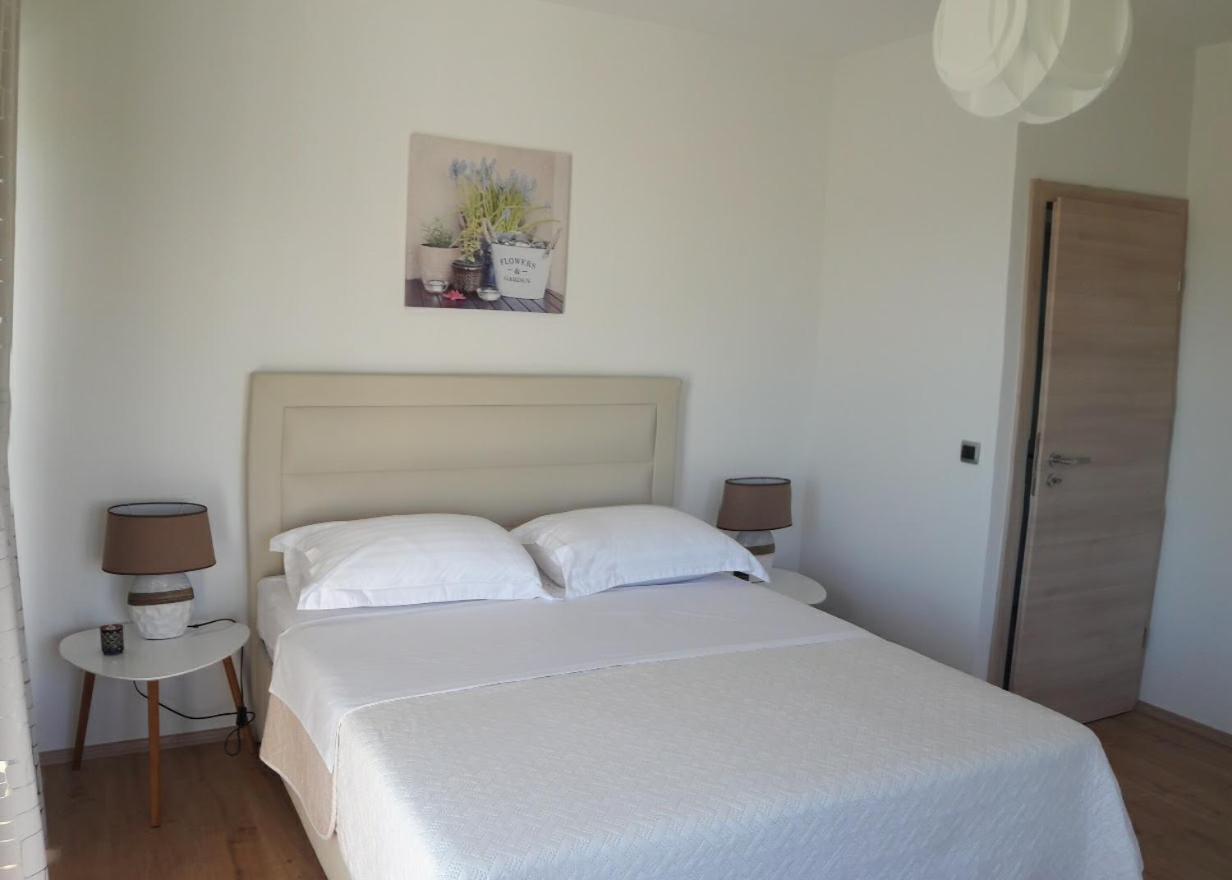Apartments Emanuela Sukošan 部屋 写真